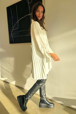 Suki Pleat Back Blouse White -